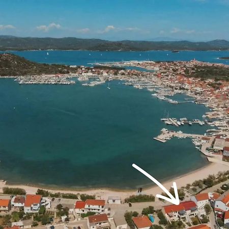 Beach Apartment Ana With Sea View, Balcony, Garden & Bbq, Murter - Dalmatia Exteriér fotografie