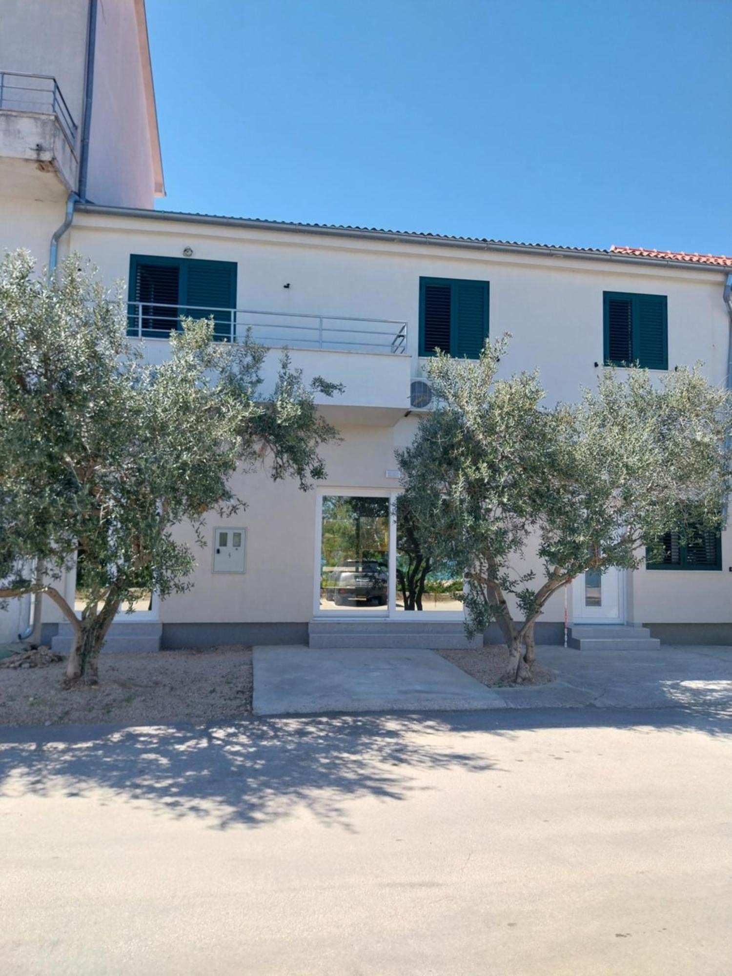 Beach Apartment Ana With Sea View, Balcony, Garden & Bbq, Murter - Dalmatia Exteriér fotografie