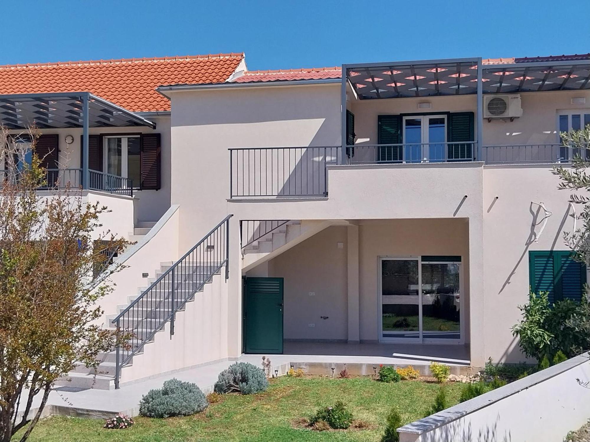 Beach Apartment Ana With Sea View, Balcony, Garden & Bbq, Murter - Dalmatia Exteriér fotografie
