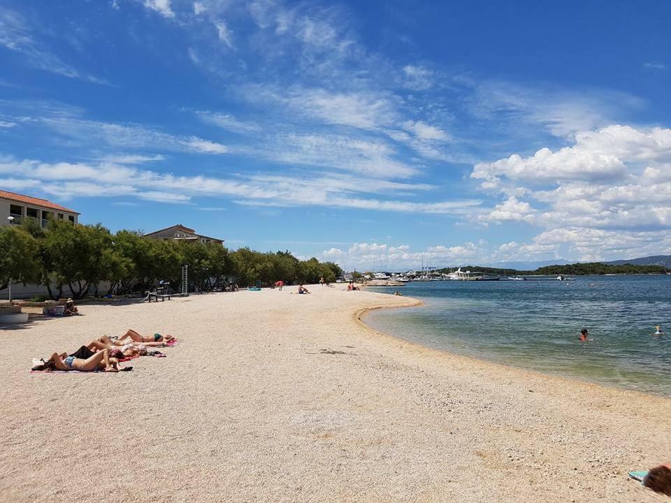 Beach Apartment Ana With Sea View, Balcony, Garden & Bbq, Murter - Dalmatia Exteriér fotografie